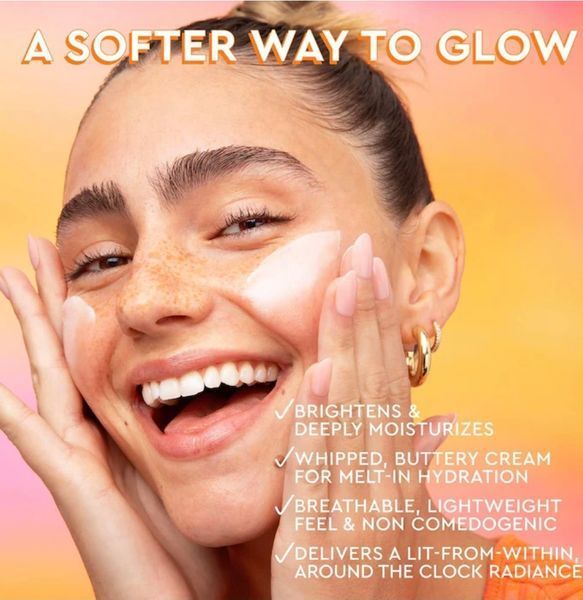 Зволожуючий крем для сяяння шкіри Glow Recipe Cloudberry Bright Refillable Cream Moisturizer 50 мл 286 фото