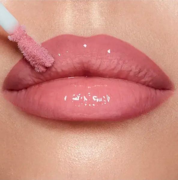 Коллагеновый блеск для губ Charlotte Tilbury Collagen Lip Bath Gloss Pillow Talk Fair 123 фото