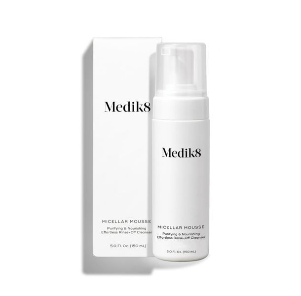 Міцелярний мус пінка для вмивання Medik8 Micellar Mousse Purifying & Nourishing Effortless Rinse-Off Cleanser 150 мл 2652 фото