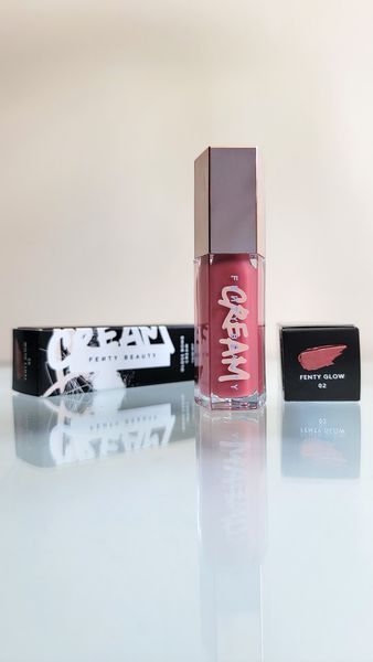 Блиск для губ Fenty Beauty Gloss Bomb Cream Color Drip Lip Cream &mdash; Fenty Glow 02 2172744763 фото