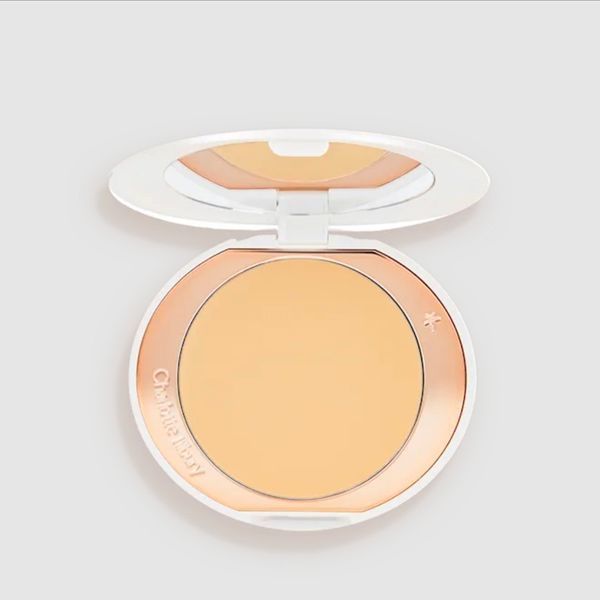 Пудра фіксуюча для обличчя Charlotte Tilbury Refillable Airbrush Flawless Finish Brightening Powder -Tan-Deep 515 фото